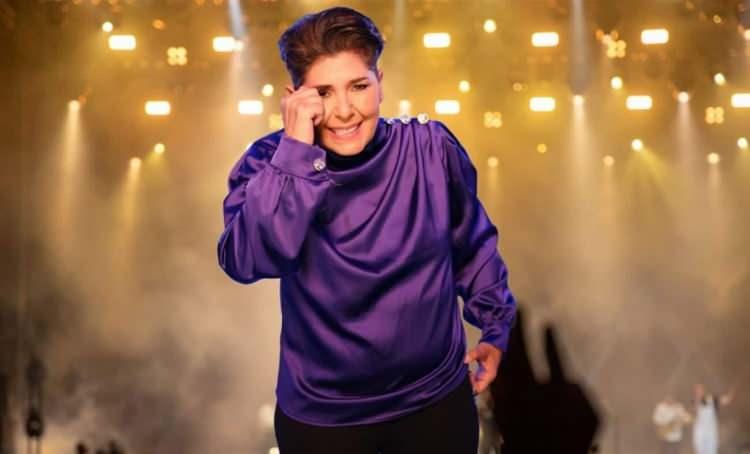 <p><strong>"Ağla G&ouml;zbebeğim", "Sen De Gittin", "Kime Bu İnat" gibi birbirinden hit par&ccedil;alarla b&uuml;y&uuml;k beğeni toplayan &uuml;nl&uuml; sanat&ccedil;ı Cansever, bir s&uuml;redir yaşadığı sağlık sorunlarıyla g&uuml;ndemde.</strong></p>
