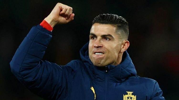 <p><span style="color:#FF0000"><strong>KAZANCI MERAK KONUSU OLDU</strong></span></p>

<p><strong>Bu gelişmenin ardından Portekizli yıldızın kazancı merak konusu haline geldi.</strong></p>
