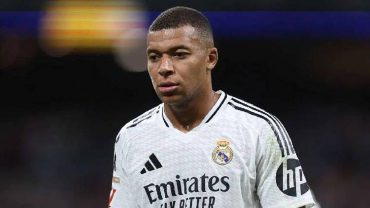 <p>4- Kylian Mbappe</p>
