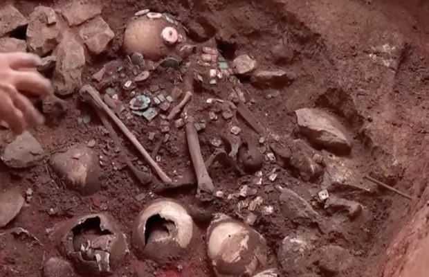 <p><font color="#b22222"><strong>9. DEĞİŞİM R&Uuml;ZGARLARI (HUANCHACO, PERU)</strong></font></p>
