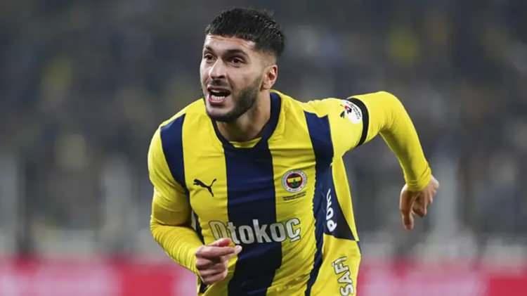 <p>Trabzonspor, Fenerbah&ccedil;e'den Oğuz Aydın'ı kiralamak i&ccedil;in teklifini yaptı.<br />
<br />
Boga i&ccedil;in Nice'le g&ouml;r&uuml;şen bordo-mavili ekip, stoper transferinde Samet Akaydin ve &Uuml;mit Akdağ ile de ilgileniyor.<br />
<br />
(S&Ouml;ZC&Uuml;)</p>
