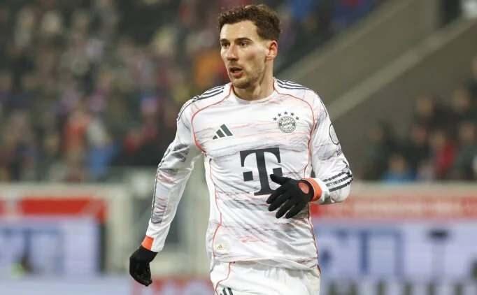 <p>Fenerbah&ccedil;e'de sportif direkt&ouml;r Devin &Ouml;zek, Almanya'ya giderek orta saha ve stoper transferi i&ccedil;in temaslarda bulunacak.<br />
<br />
Bayern M&uuml;nih'ten Leon Goretzka, Borussia M&ouml;nchengladbach'tan Rocco Reitz ve Union Berlin'den Diogo Leite, Fenerbah&ccedil;e'nin listesindeki isimler.<br />
<br />
​(TAKVİM)</p>
