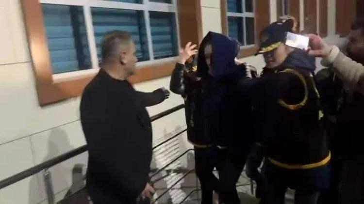 <p><strong>Soruşturma kapsamında, ge&ccedil;tiğimiz haftalarda G&uuml;ll&uuml;'n&uuml;n kızı Tuğyan &Uuml;lkem G&uuml;lter cinayet zanlısı olarak tutuklandı.&nbsp;</strong></p>
