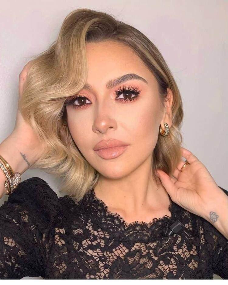 <p><span style="color:#B22222"><strong>ŞARKICI HADİSE A&Ccedil;IKG&Ouml;Z</strong></span></p>

<p>&nbsp;</p>

<p>Analizlerde, sa&ccedil; ve kan &ouml;rneğinde herhangi bir madde tespit edilmemişti.</p>
