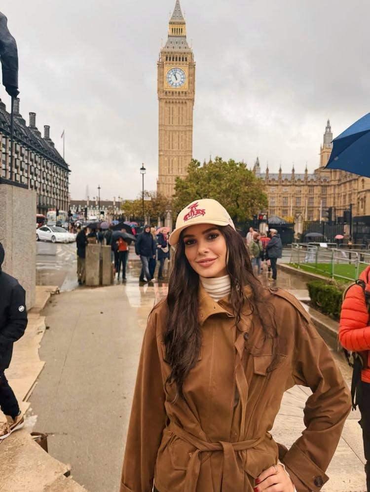 <p><span style="color:#B22222"><strong>DEFNE SAMYELİ'NİN KIZI&nbsp; DEREN TALU</strong></span></p>

<p>&nbsp;</p>

<p>Sa&ccedil; &ouml;rneğinde "THC-COOH" adlı uyuşturucu madde tespit edilmişti.</p>
