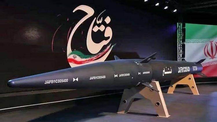 <p><strong><span style="color:#B22222">FATTAH-2&nbsp;</span> |&nbsp; Geliştirildi</strong></p>

<p>&nbsp;</p>

<p><span style="color:#B22222"><strong>Tanıtım Tarihi: </strong></span>Kasım 2023</p>

<p>&nbsp;</p>

<p>Fattah&rsquo;ın geliştirilmiş versiyonu</p>

<p>&nbsp;</p>

<p><strong><span style="color:#B22222">Menzil:</span> </strong>A&ccedil;ıklanmadı (tahmini >1.400 km)</p>

<p>&nbsp;</p>

<p><span style="color:#B22222"><strong>Hız: </strong></span>Muhtemelen Mach 15 &uuml;zeri</p>

<p>&nbsp;</p>

<p><span style="color:#B22222"><strong>&Ouml;zellikler:</strong></span></p>

<p>&nbsp;</p>

<p>Daha y&uuml;ksek manevra yeteneği</p>

<p>&nbsp;</p>

<p>Atmosfer dışında daha uzun s&uuml;z&uuml;lme mesafesi</p>

<p>&nbsp;</p>

<p>Geliştirilmiş hedef şaşırtma yetenekleri</p>
