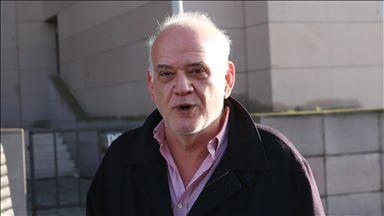 <p><strong>7 Kasım -</strong>&nbsp;İstanbul Cumhuriyet Başsavcılığı, kamuoyunda "hakemlerin bahis sitelerine &uuml;yeliği" olarak bilinen soruşturma kapsamında aralarında 17 hakem ve bir S&uuml;per Lig kul&uuml;b&uuml; başkanının da bulunduğu 21 ş&uuml;pheliden 18'inin g&ouml;zaltına alındığını bildirdi.</p>
