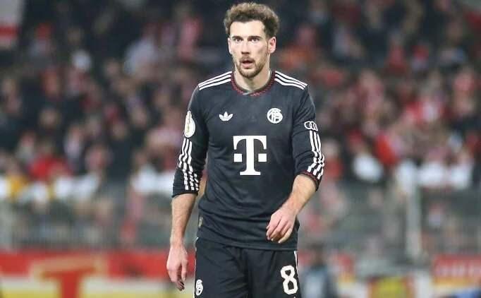 <p>Fenerbah&ccedil;e g&ouml;z&uuml;n&uuml; Leon Goretzka'ya &ccedil;evirdi. Futbolcu ve Bayern M&uuml;nih transfere sıcak bakıyor. Transferdeki tek engel ise yıldız ismin ayrılmasını istemeyen hocası Kompany.<br />
<br />
(TAKVİM)</p>
