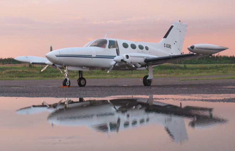 <p><strong><span style="color:#B22222">U&ccedil;ak: </span>Cessna 402</strong></p>
