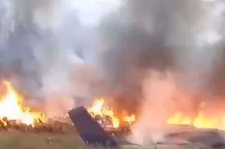 <p><strong><span style="color:#B22222">Olay:</span> </strong>Moskova'dan St. Petersburg'a giderken Tver b&ouml;lgesinde d&uuml;şt&uuml;/d&uuml;ş&uuml;r&uuml;ld&uuml;. Wagner'in &uuml;st komuta kademesi &ouml;ld&uuml;.</p>
