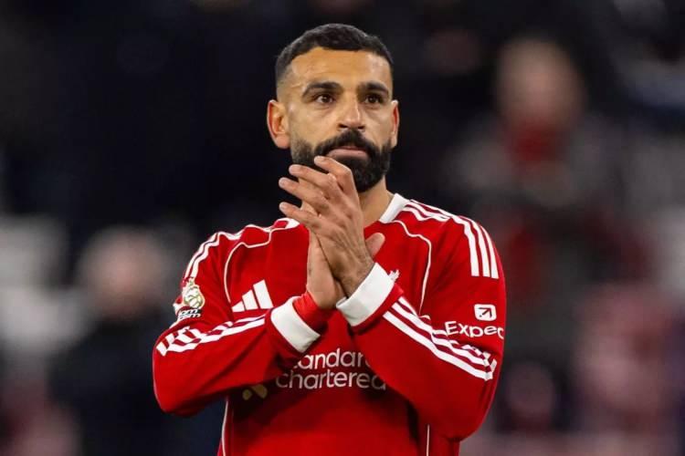 <p>Ara transfer d&ouml;neminin başlamasıyla Galatasaray kolları sıvadı. Sarı-kırmızılılar, Salah'ın peşine d&uuml;şt&uuml;.&nbsp;</p>
