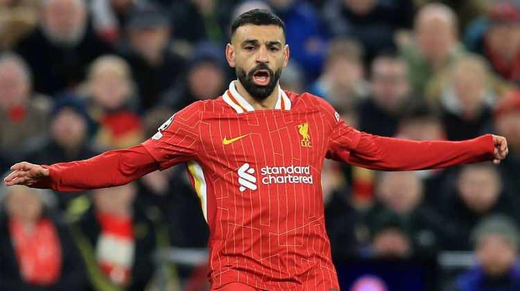 <p>Liverpool'da teknik direkt&ouml;r Arne Slot'la problemler yaşayan Salah'ın takımdan ayrılması bekleniyor.</p>
