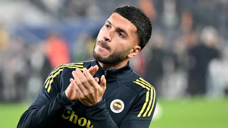 <p>Fenerbah&ccedil;e, Oğuz Aydın'ın transferi i&ccedil;in CSKA Moskova ile anlaşma sağladı.<br />
<br />
Milli oyuncu teklifi kabul etmesi halinde imzalar atılacak. CSKA Moskova, kiralama bedeli olarak 650 bin euro &ouml;deyecek ve 6 milyon euroluk bir satın alma opsiyonu bulunacak.<br />
<br />
(H&Uuml;RRİYET)</p>
