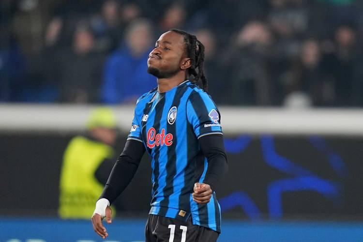 <p>Sarı-Lacivertli ekipte y&ouml;neticilerin İtalya'ya &ccedil;ıkartma yaptığı belirtiliyor.</p>
