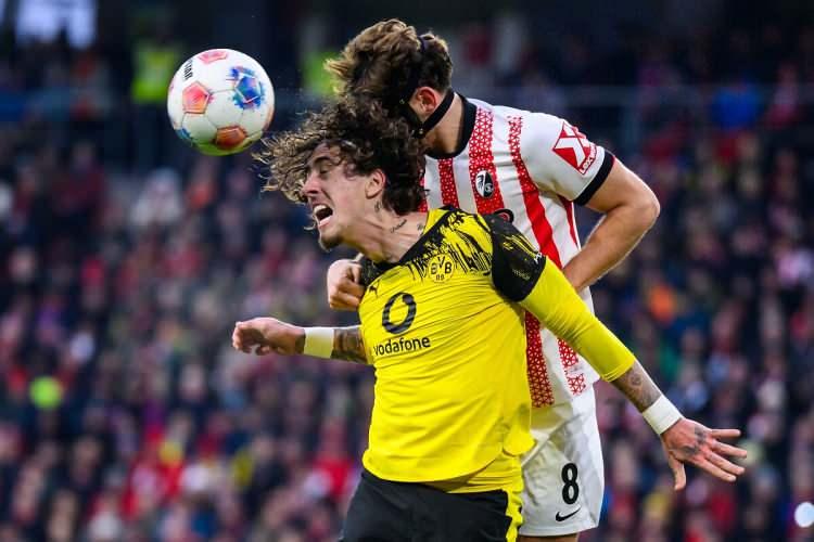 <p>Borussia Dortmund'dan Salih &Ouml;zcan ve Emre Can'ı isteyen Beşiktaş, Alman takımının bir yıldızına daha talip oldu. Siyah beyazlılar h&uuml;cum oyuncusu Fabio Silva'yı istediğini de bildirdi. Beşiktaş y&ouml;netimi, sarı siyahlı ekipten &uuml;&ccedil; oyuncuyla da s&ouml;zleşme imzalamak istiyor. (FANATİK)</p>
