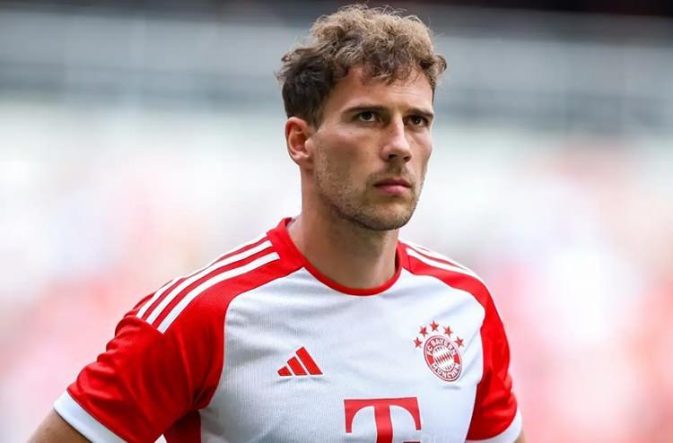 <p>Goretzka'ya Avrupa'da Manchester United, Atletico Madrid, Napoli ve Juventus'un da ilgisi bulunuyor.<br />
<br />
(FOTOMA&Ccedil;)&nbsp;</p>
