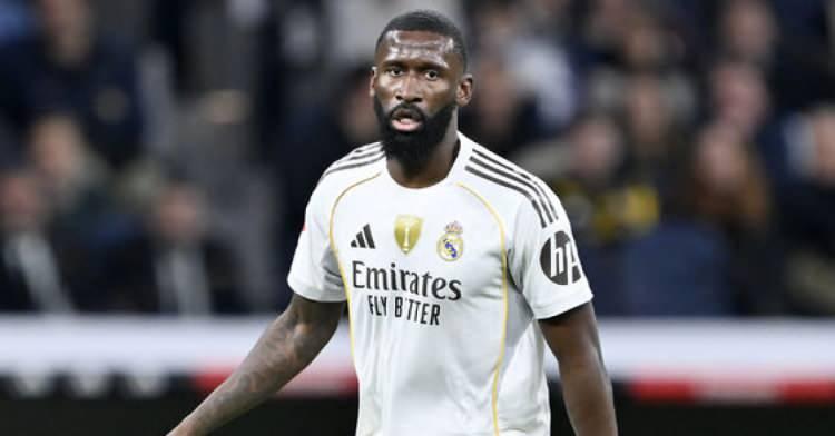 <p>*&nbsp;Antonio R&uuml;diger - Real Madrid</p>

