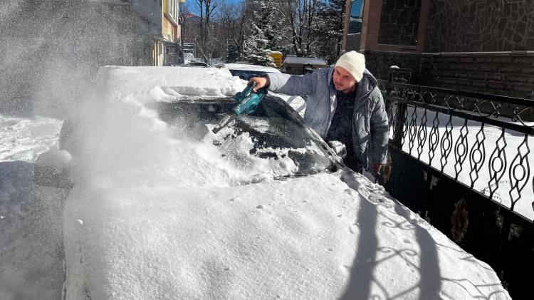 <p>Şu şartlarda ger&ccedil;ekten burada durulacak gibi değil."&nbsp;</p>
