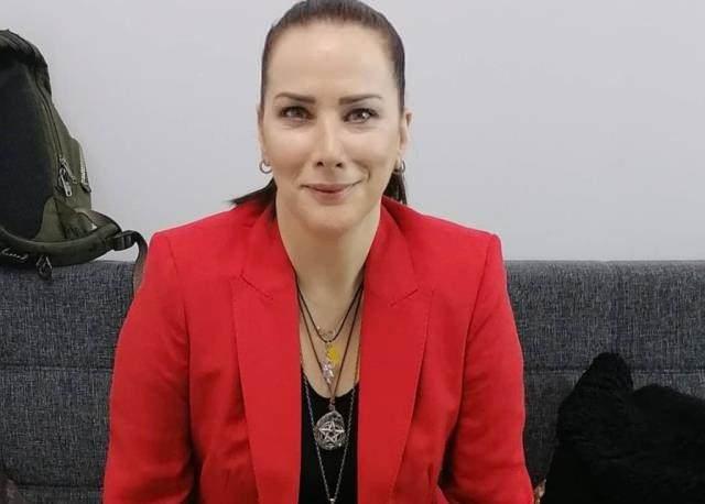 <p>T&uuml;mer'in programa katılan Pa&ccedil;al,&nbsp;18 yıldır neden dizilerde rol almadığını a&ccedil;ıkladı.</p>
