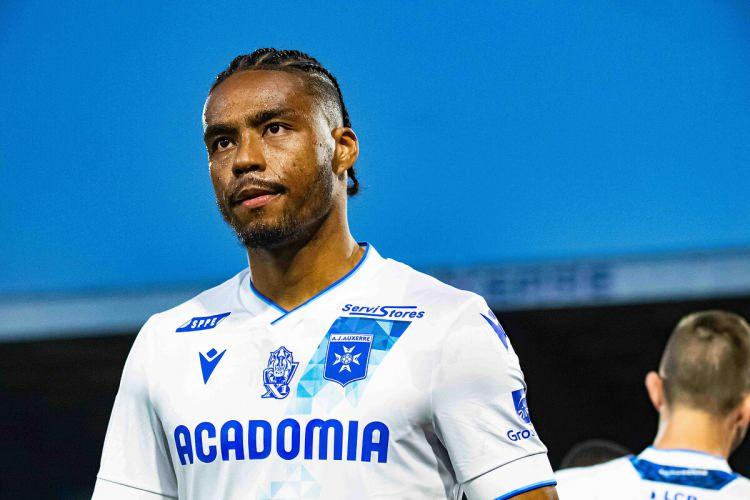 <p>Galatasaray'da orta saha transferi i&ccedil;in Auxerre'den Kevin Danois'i listesine ekledi. (Fotoma&ccedil;)</p>
