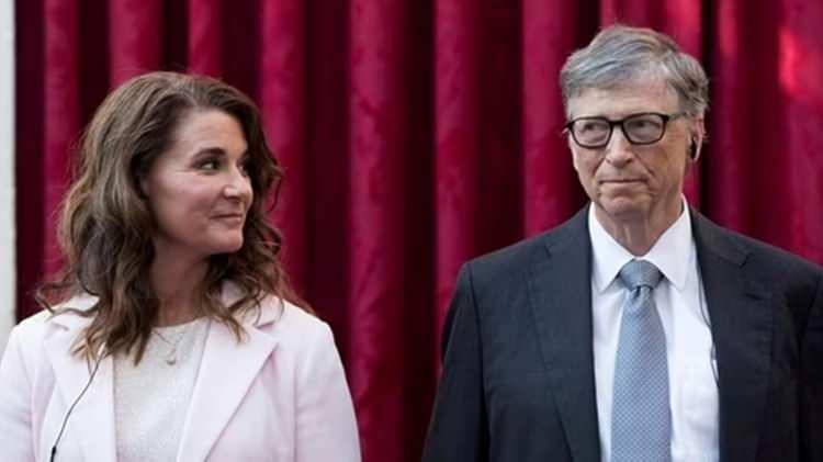 <p><strong>Yeni vergi kayıtlarına g&ouml;re; Bill Gates'in eski eşinin kişisel vakfı olan "Pivotal Philantropies Foundation"a rekor bir devasa aktarım yaptığı ortaya &ccedil;ıktı.</strong></p>
