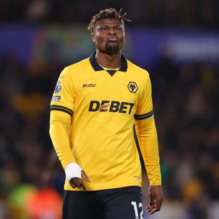 <p>Beşiktaş&rsquo;ın, Wolverhampton forması giyen Emmanuel Agbadou i&ccedil;in 15 milyon Euro teklif ettiği iddia edildi.<br />
<br />
(S&Ouml;ZC&Uuml;)</p>
