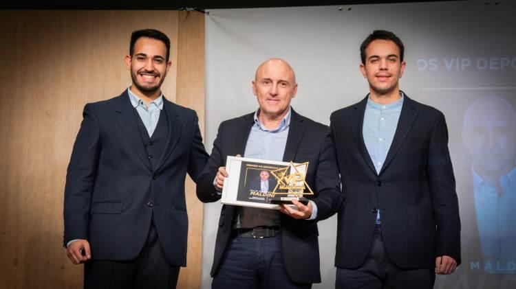 <p>Sosyal medyada 1 milyon takip&ccedil;isi olan &uuml;nl&uuml; İspanyol gazeteci, Arda ile ilgili şunları s&ouml;yledi:</p>
