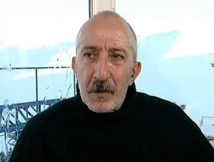 <p>2000&rsquo;li yıllara k&ouml;t&uuml; baba karakteriyle damga vuran &Uuml;vey Baba dizisinde gaddar Halil G&uuml;neşli&rsquo;ye hayat veren Şemsi İnkaya, uzun bir aradan sonra ilk kez g&ouml;r&uuml;nt&uuml;lendi.</p>
