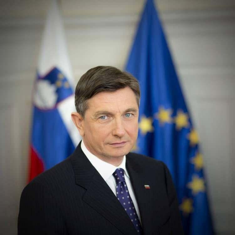 <p><strong><span style="color:#B22222">&nbsp;BORUT PAHOR - ESKİ SLOVENYA CUMHURBAŞKANI&nbsp;</span> |&nbsp; MODEL</strong></p>
