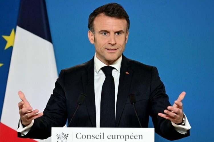 <p><strong><span style="color:#B22222">EMMANUEL MACRON - FRANSA CUMHURBAŞKANI</span>&nbsp; |&nbsp; MALİYE MEMURU</strong></p>
