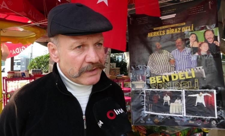 <p><span style="color:#FF0000"><strong>DOSTLARININ DESTEĞİYLE YENİ BİR HAYAT KURDU</strong></span></p>

<p><strong>7 yıl &ouml;nce Antalya'ya yerleşen ve bir d&ouml;nem kendi tiyatro ekibini kurduğunu ancak sağlık sorunları nedeniyle devam edemediğini s&ouml;zlerine ekleyen Katıoğlu, dostlarının desteğiyle simit tezgahı sahibi olduğunu anlattı.</strong></p>
