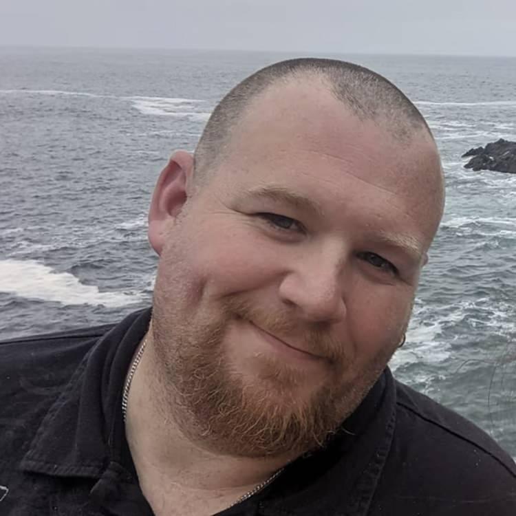 <p>Yetkililer, yaptıkları araştırma sonucunda maktul&uuml;n 11 yaşındaki oğlunu ş&uuml;pheli olarak belirledi.</p>
