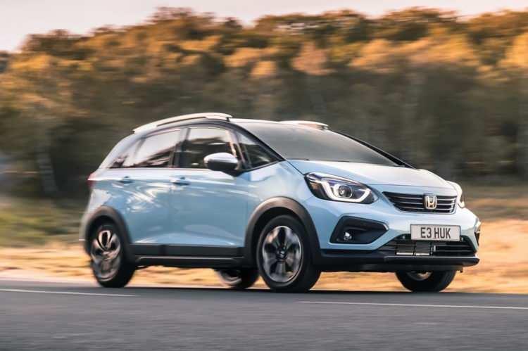 <p><strong><span style="color:#B22222">HONDA JAZZ CROSSTAR&nbsp;</span> |&nbsp; 1 MİLYON 880 BİN TL</strong></p>
