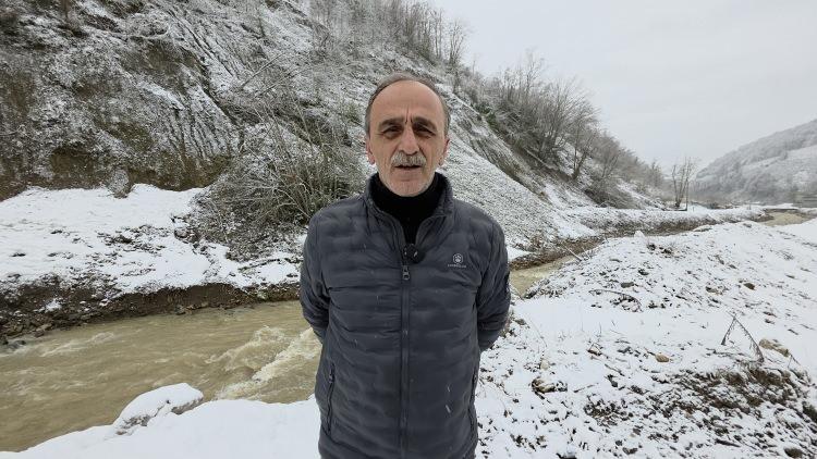 D&uuml;zce'de vatandaş diken &uuml;st&uuml;nde: Muhtar k&ouml;y&uuml; boşaltın &ccedil;ağrısında bulundu 