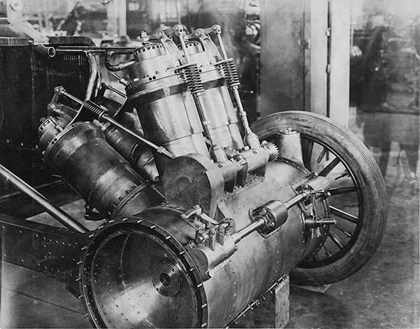 <p><span style="color:#B22222"><strong>1990</strong></span></p>

<p>&nbsp;</p>

<p>1990&rsquo;larda Temiz Hava Yasası Değişikliği ve Enerji Politikası Kanunu&rsquo;nun y&uuml;r&uuml;rl&uuml;ğe girmesi ile elektrikli ara&ccedil;lar yeniden g&uuml;ndemde yerini almaya başlarken, bu alanda yapılan yatırımlara da destek verildi.</p>
