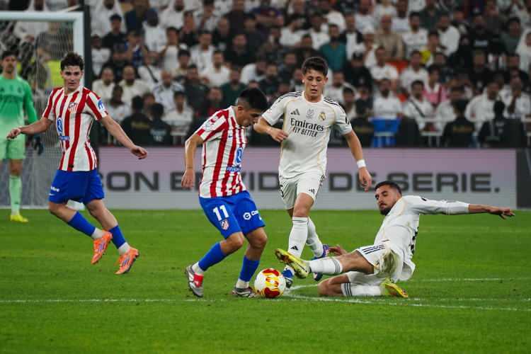 <p>12-Atletico Madrid (80,2 milyon)</p>
