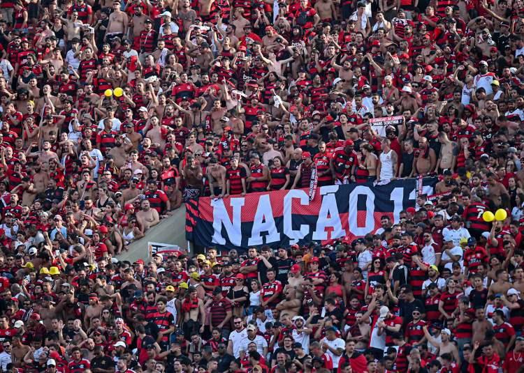 <p>15-Flamengo (66,4 milyon)</p>
