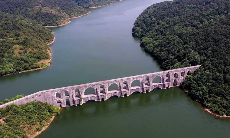 <p>Bu kapsamda kente su sağlayan barajlardaki doluluk oranı, bug&uuml;n itibarıyla y&uuml;zde 22,90 olarak kaydedildi.</p>
