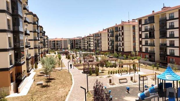 <p><strong>TOKİ KURA &Ccedil;EKİLİŞİ YAPILAN İLLER</strong></p>

<p>&nbsp;</p>

<p>Ardahan, G&uuml;m&uuml;şhane, Kars, Bayburt, Iğdır, Ağrı, Van, Muş, Bitlis, Tunceli, Batman, Siirt, Şırnak, Hakkari, Mardin, Adıyaman, Antalya</p>
