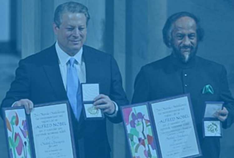 <p><strong>&Ouml;D&Uuml;L&Uuml;N VERİLİŞ NEDENİ</strong></p>

<p>&nbsp;</p>

<p>İnsan kaynaklı iklim değişikliği hakkında daha fazla bilgi oluşturma ve yayma, ayrıca bu değişikliği &ouml;nlemek i&ccedil;in gerekli &ouml;nlemlerin temellerini atma &ccedil;abaları nedeniyle"</p>

<p>&nbsp;</p>

<p>&nbsp;</p>
