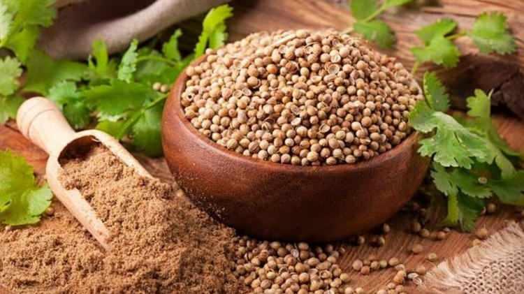 <p>Nitrik oksit, kan damarlarını genişleten ve kan akışını kolaylaştıran doğal bir molek&uuml;ld&uuml;r. Kan damarları gevşediğinde, damar i&ccedil;i basın&ccedil; d&uuml;şer ve y&uuml;ksek tansiyon riski azalır.&nbsp;</p>
