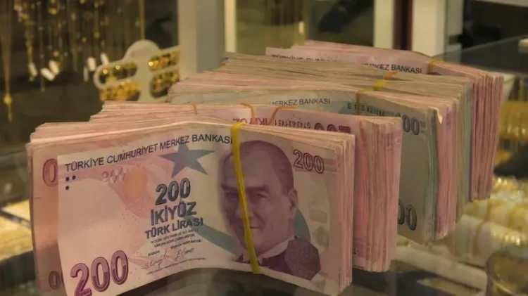 <p>Işıkhan, belediyelerin bor&ccedil;larını &ouml;deme noktasında irade beyan etmeleri durumunda ilgili mevzuat kapsamında gereken t&uuml;m kolaylıkları g&ouml;sterdiklerini de s&ouml;ylemişti.</p>
