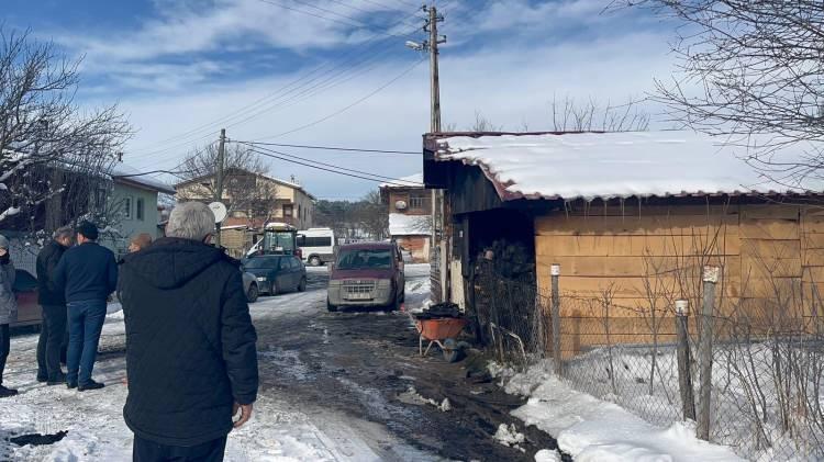 Yanan minib&uuml;s&uuml;n&uuml; izlerken kalp krizi ge&ccedil;irerek &ouml;ld&uuml;! Ateşi kendisinin yaktığı ortaya &ccedil;ıktı