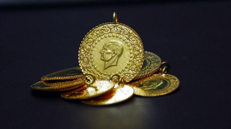 Altın ve g&uuml;m&uuml;ş u&ccedil;uşa ge&ccedil;ti, ezber bozan &ccedil;ıkış geldi! 'Arkası tufan' deyip uyardı, ev araba alacak dikkat...