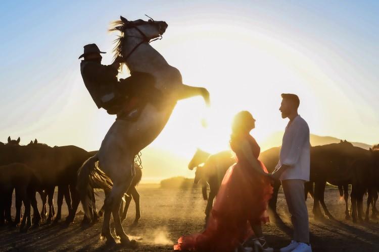 <p><span style="color:inherit"><strong>Yıl boyunca &uuml;lke genelinde on binlerce evlilik ger&ccedil;ekleşirken, bunların hatırı sayılır bir kısmı akraba bireyler arasında yapıldı.&nbsp;</strong></span></p>

<p>&nbsp;</p>
