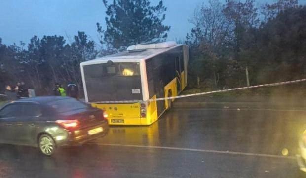 <p>Aracın olay yerinden kaldırılması i&ccedil;in &ccedil;alışma başlatıldı.</p>
