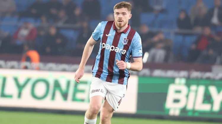 <p>Bournemouth'un Batagov i&ccedil;in zorunlu satın alma opsiyonlu kiralama form&uuml;l&uuml;n&uuml; masaya koyduğu belirtildi.&nbsp;</p>
