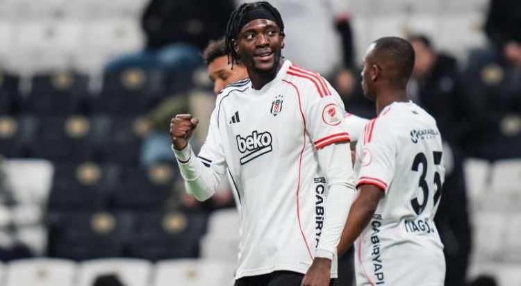 <p>Aston Villa, Tammy Abraham i&ccedil;in Beşiktaş'la nihai anlaşmaya vardı. Kartal, bu transfer karşılığında hem para kazanacak hem de Yasin &Ouml;zcan'ın bonserisini alacak.<br />
<br />
(SABAH)</p>
