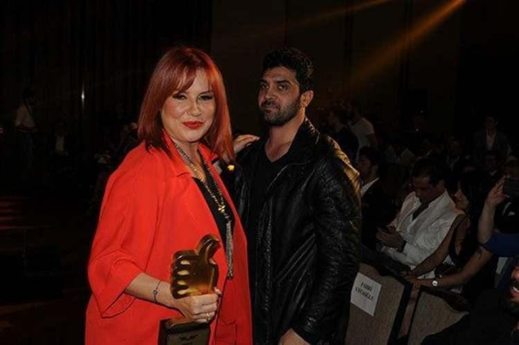 <p><strong>Uzun yıllar g&uuml;ndemden d&uuml;şmeyen bu s&ouml;zlere, ge&ccedil;tiğimiz yıl a&ccedil;ıklık getiren Seki, Bayhan ile aralarında k&uuml;sl&uuml;k olmadığını s&ouml;yledi.</strong></p>
