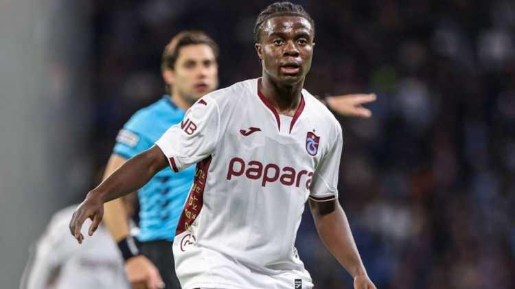 <p>Trabzonspor Başkanı Ertuğrul Doğan daha &ouml;nce yaptığı a&ccedil;ıklamada, Oulai'nin değerinin 40 milyon euronun &uuml;zerinde olduğunu ifade etmişti.</p>
